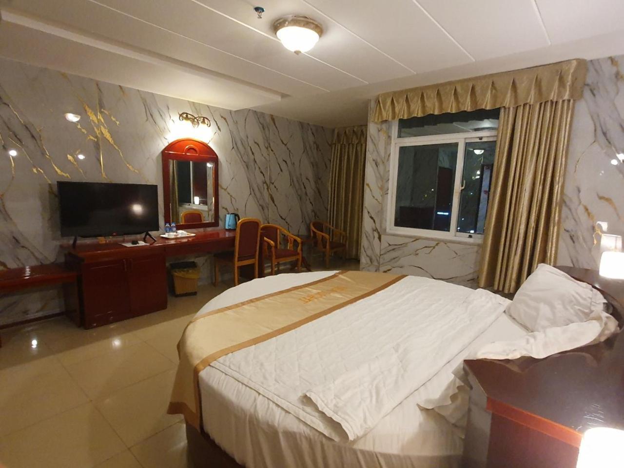 Sea Light Hotel Ратьзя Екстер'єр фото